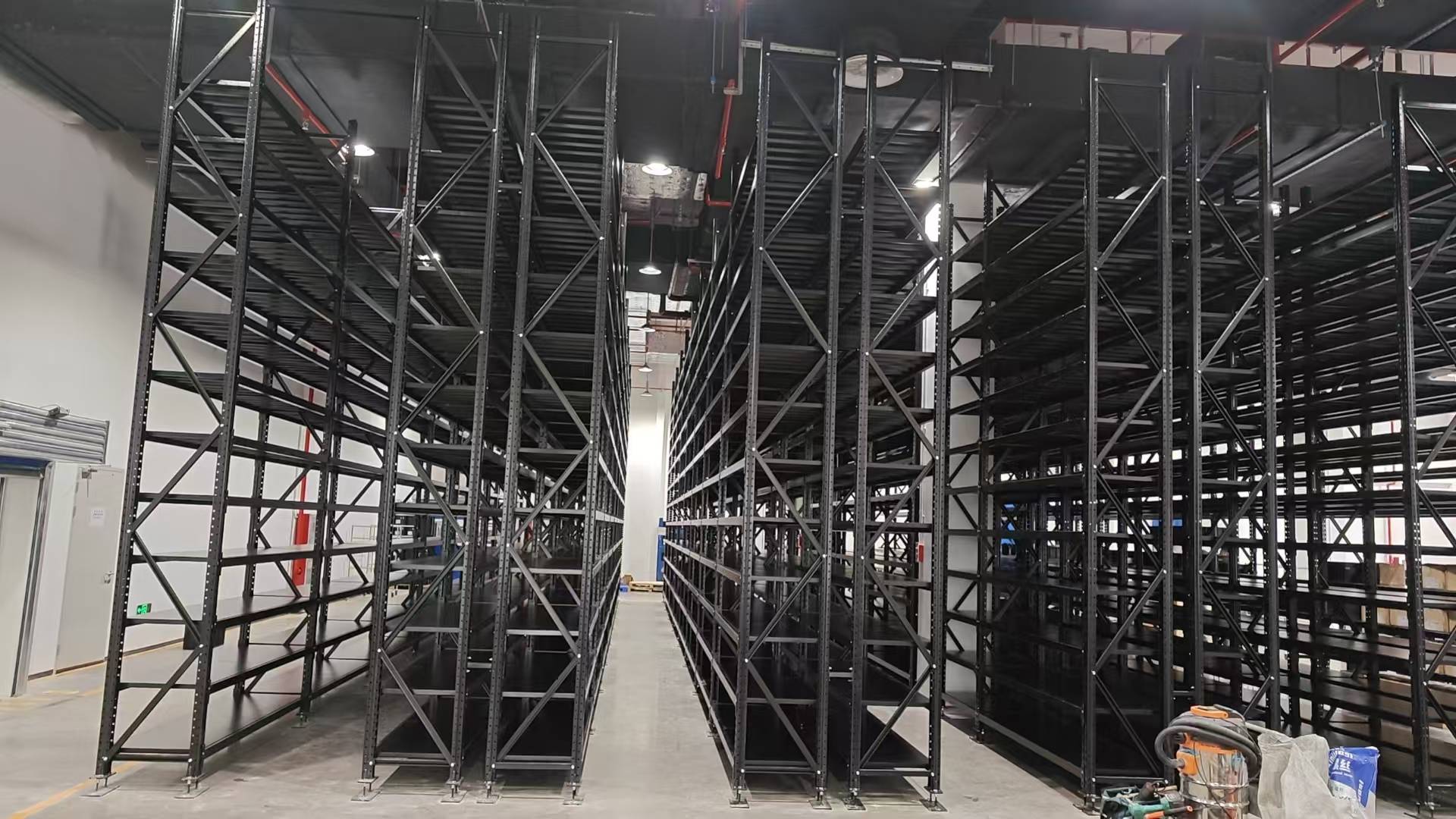 2025年國內優秀的貨架生產廠家推薦，托盤貨架/重型貨架/叉車貨架/金屬貨架/組合式貨架/立體貨架/懸臂貨架/背網貨架廠家選哪家