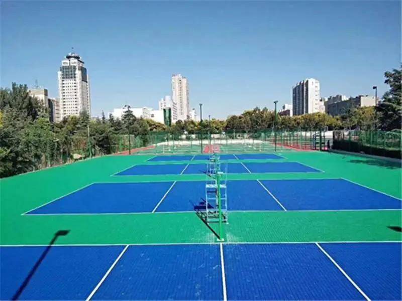 新疆縱銳翔體育發展有限公司：PVC地板/籃球館專用運動木地板/舞蹈專用地板/PVC運動地板/防滑耐磨運動地板專業製造商