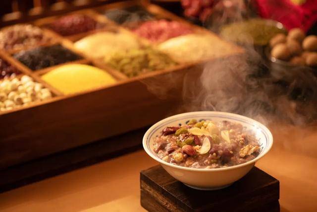 臘八蒜為啥是綠色的？臘八粥有“專屬配方”？快收藏→