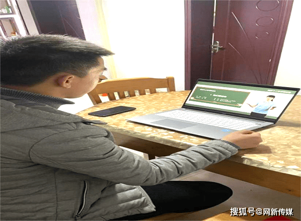 賦能隊伍促發展——巴州區平粱鎮青山小學開展寒假教師研修 活動