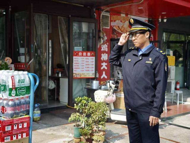 “AI眼鏡”上街！青島城管開啟“智慧治理”新模式