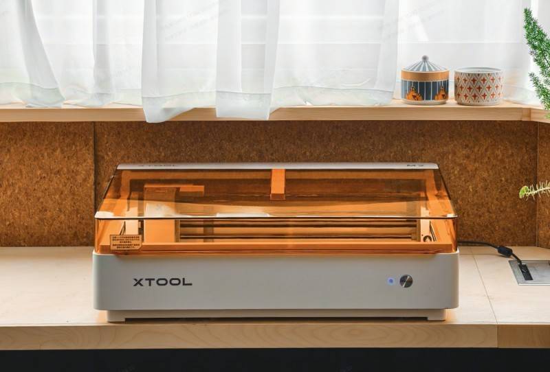 全球個人創意工具龍頭 xTool釋出 M2 智慧雷射雕刻機