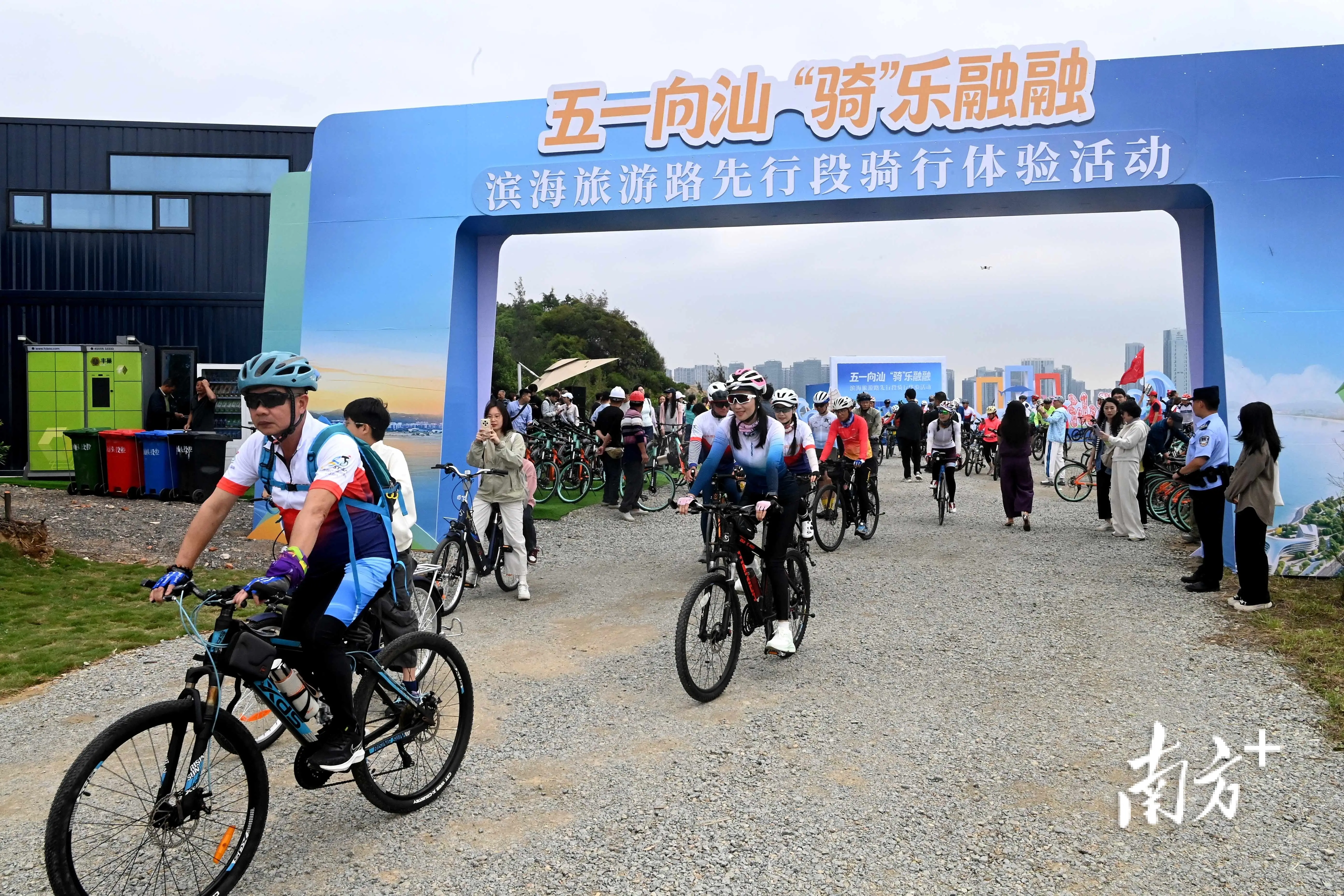 濱海旅遊路啟用全域旅遊，濠江真火了！