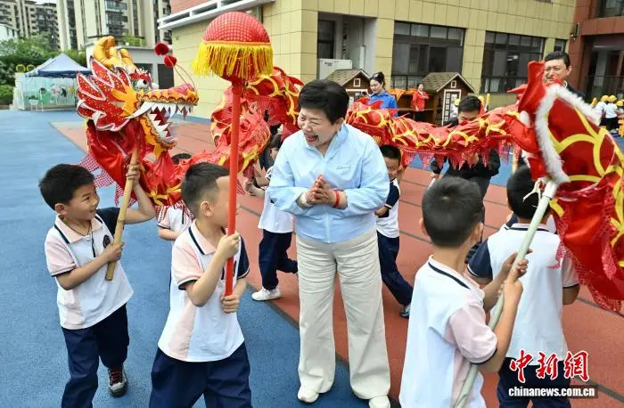 僑商王琳達績溪尋根：教育報國 育人不息