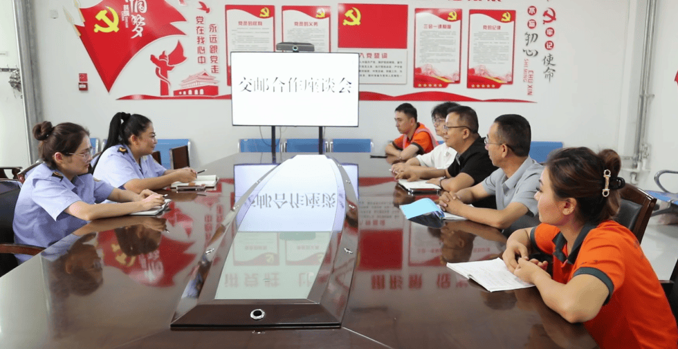 拜城：“客貨郵”融合打通農村快遞“最後一公里”
