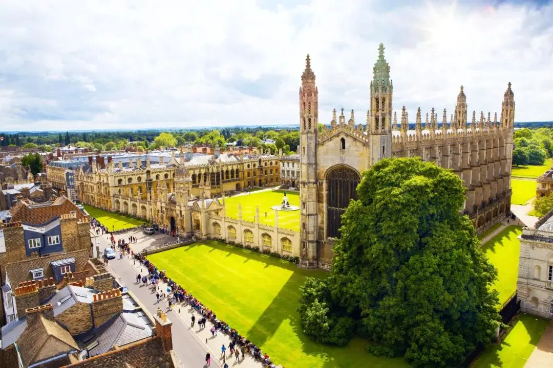 2027英國留學選專業：QS 前 100 王牌專業全解析！