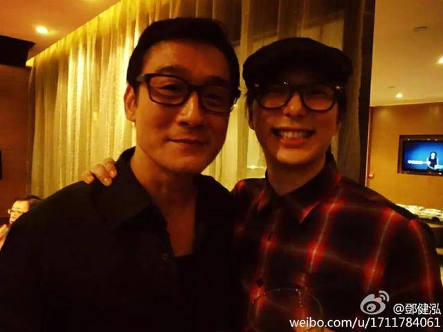 TVB前男星移民生活曝光，曾為買房節衣縮食，如今為老婆親手建房