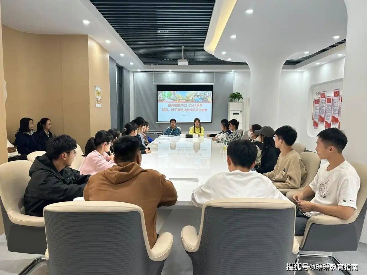 原創“早七晚十，月補1w”，專碩研究生真實待遇曝光，看完重新整理認知