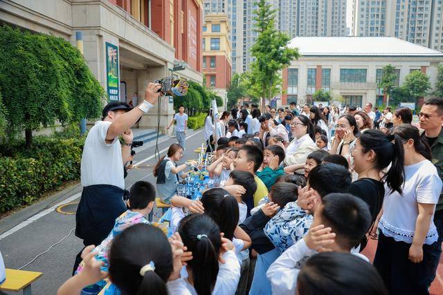 鄭州高新區榮邦城小學：十載科創同行 點亮科學童心