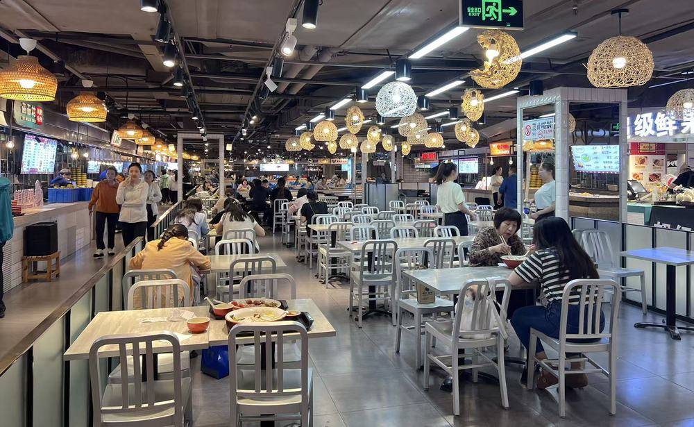 美食廣場打不過商場B1