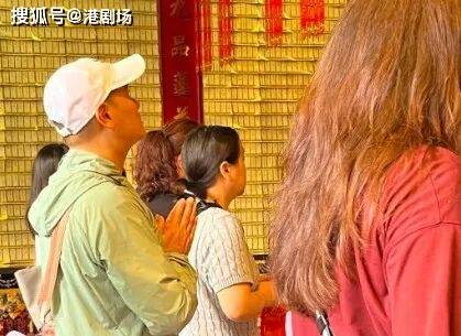 原創香港長髮男星變成熟大叔，曾剃度出家7日！北上創辦公司成影視大亨