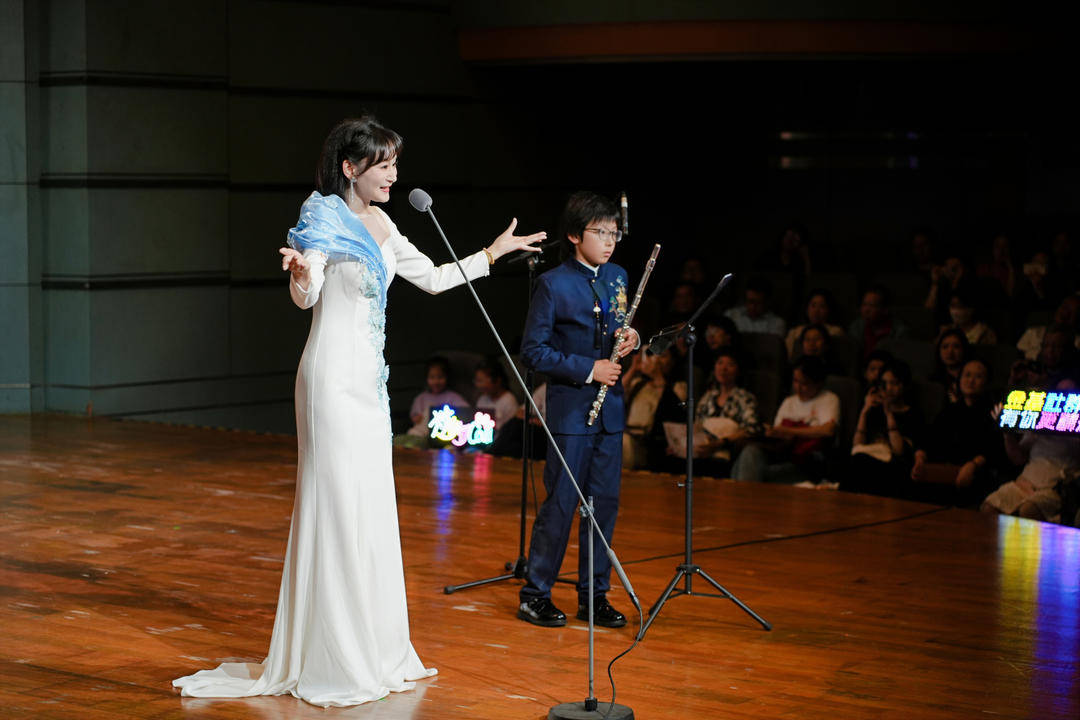 詩韻流轉映東方，“嫣語東方——詩韻·影視作品歌會”在南京圓滿上演