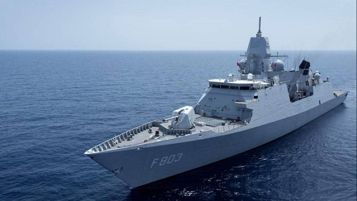 原創難怪荷蘭艦要快速撤離，解放軍的應對手段曝光，足以讓侵略者後怕