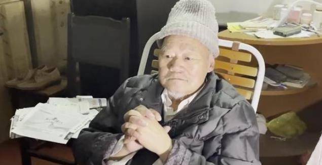 原創2019年，因親戚冷漠，上海八旬老人把300萬房產送樓下水果攤店主