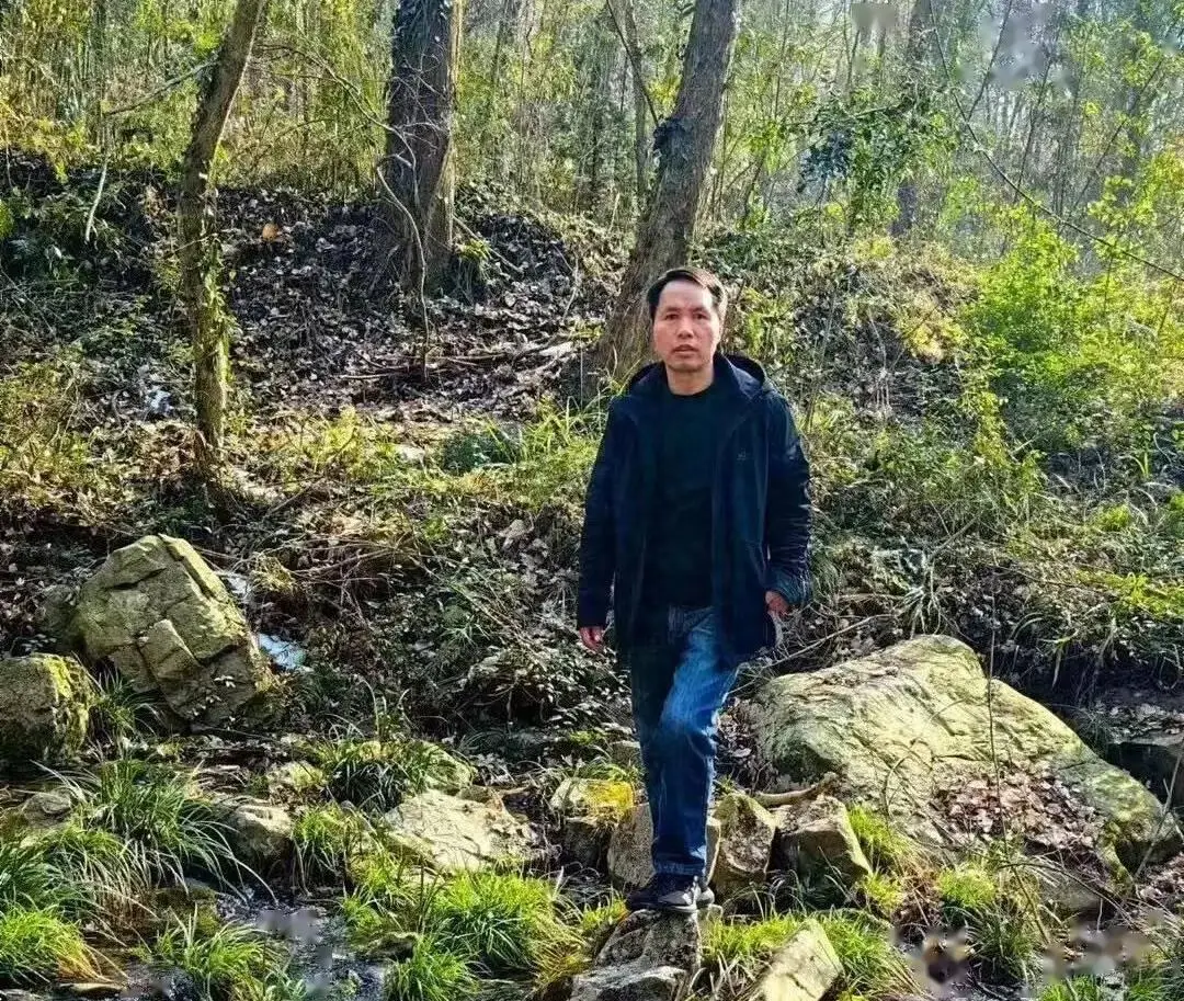 好的詩歌，應該這樣寫，原點詩人黃金日詩歌《老婦人》賞析