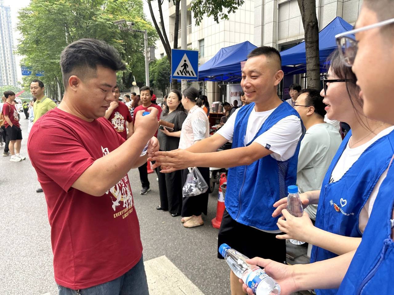航科物流志願者服務高考點