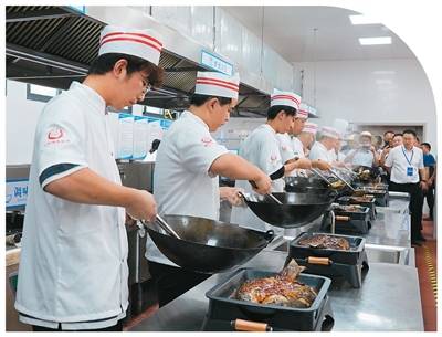 “美食學院”，越來越吃香