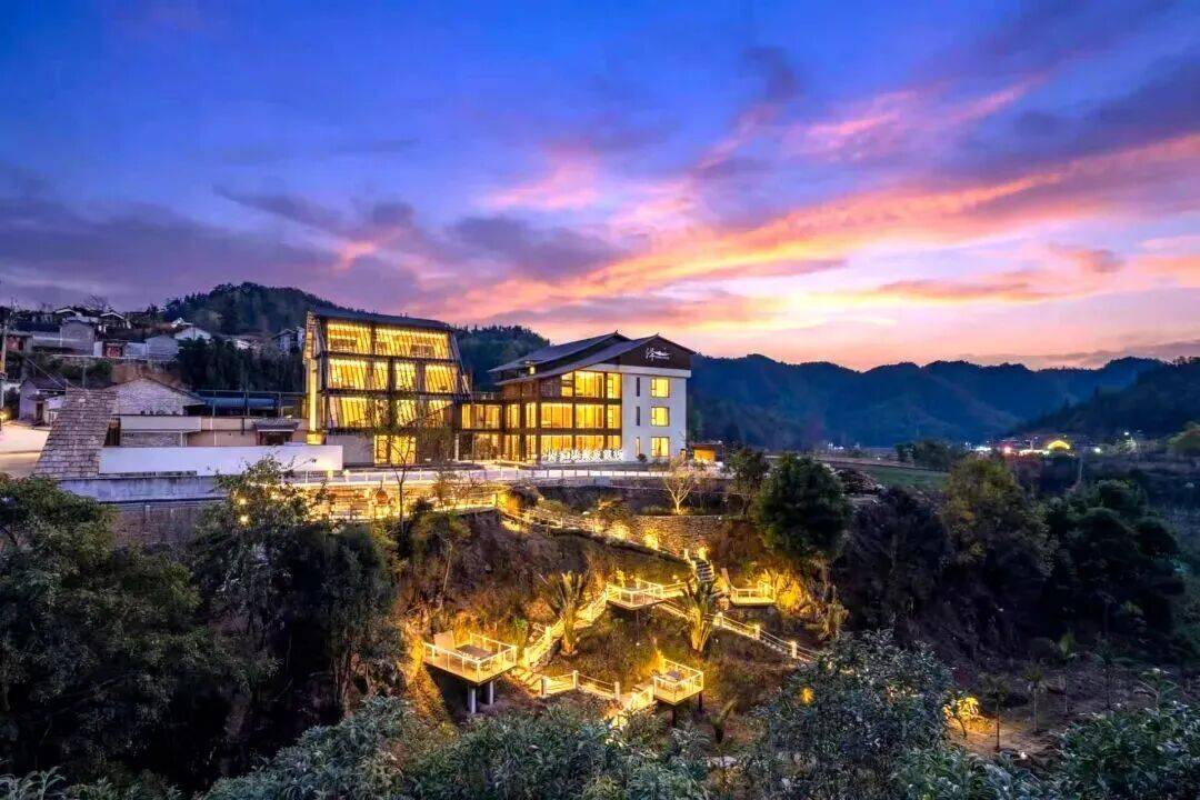 雲南省委書記：讓豐富獨特的旅遊資源變成促農增收的惠民產業