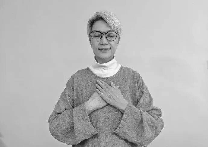 演員陳敏兒因病去世，享年65歲；此前丈夫廖啟智因胃癌病逝，二人被視為影視界的“模範夫妻”