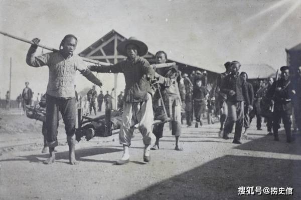 原創老照片：英國領事拍攝收藏的辛亥革命武漢場景照，建築廢墟、革命軍行動和起義犧牲者，慘烈血腥