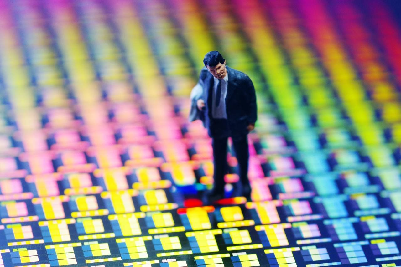 原創“果汁雙龍頭”集體轉身：告別舒適區，進軍硬科技