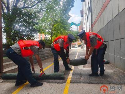 原創防汛防風消隱患 未雨綢繆築安全——文化路小學舉行防汛防颱風應急演練