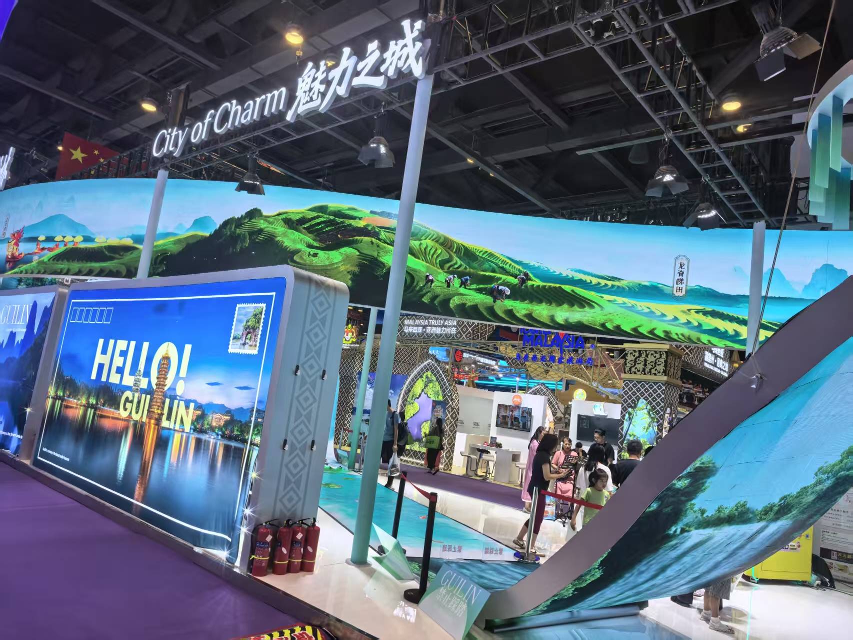舞臺 LED 顯示屏租賃哪家便宜？租賃套餐價效比分析