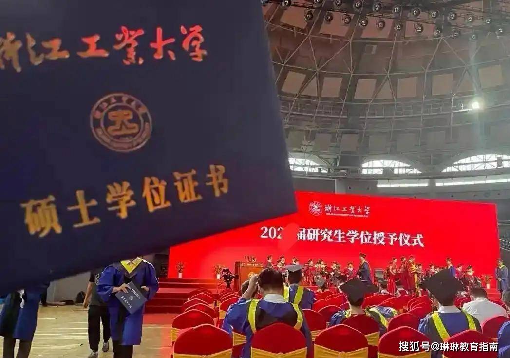 原創“抱歉，我們只看第一學歷”，985碩士求職被拒，哭訴：難道我的研究生白考了嗎？
