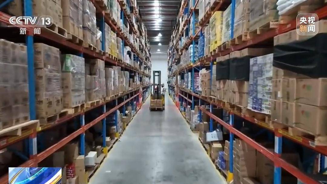 進村進廠暢通城鄉經濟 我國快遞行業市場規模持續擴容
