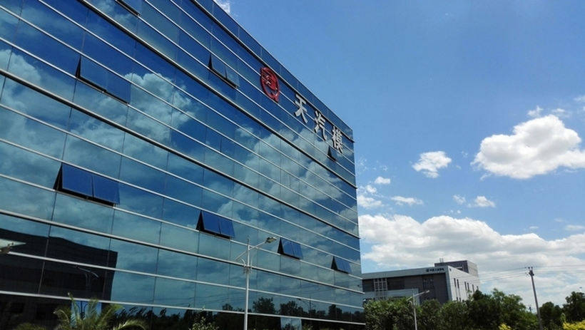 汽車零部件企業，併購搶“權”