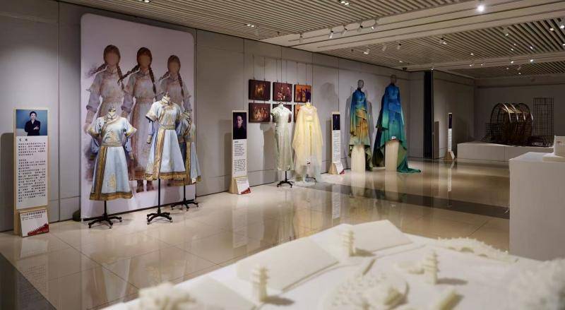 首屆“戲劇空間與人物造型美學展覽”舉辦