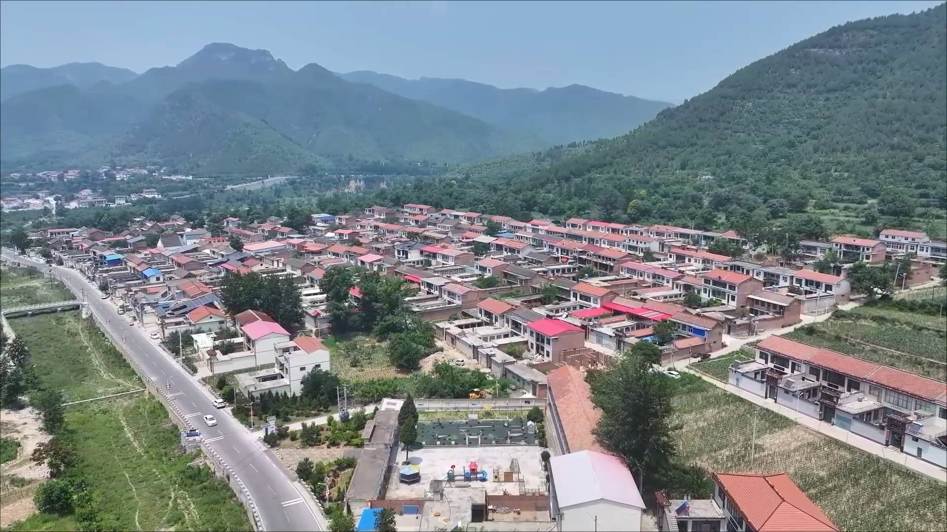 新華視點｜產業紮根大地 科技賦能民生