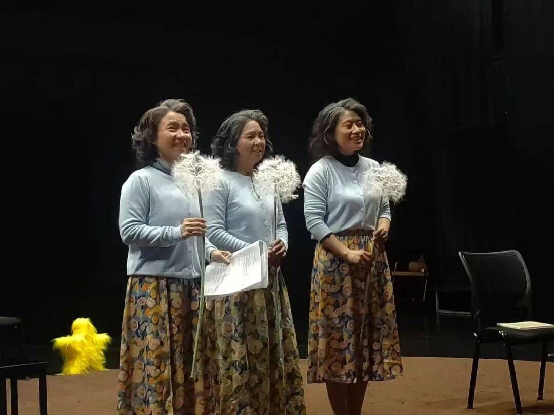 七十歲，為自己而活 | 重慶女性題材話劇《一個獨居女人的三本書》首登北京