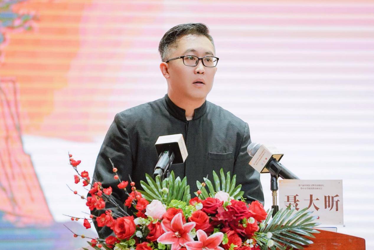第六屆中國語文教育高階論壇暨中小學閱讀教育研討會在渝成功舉辦