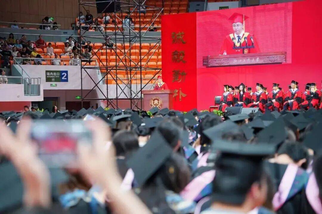這些大學校長的畢業寄語，哪句戳中了你？