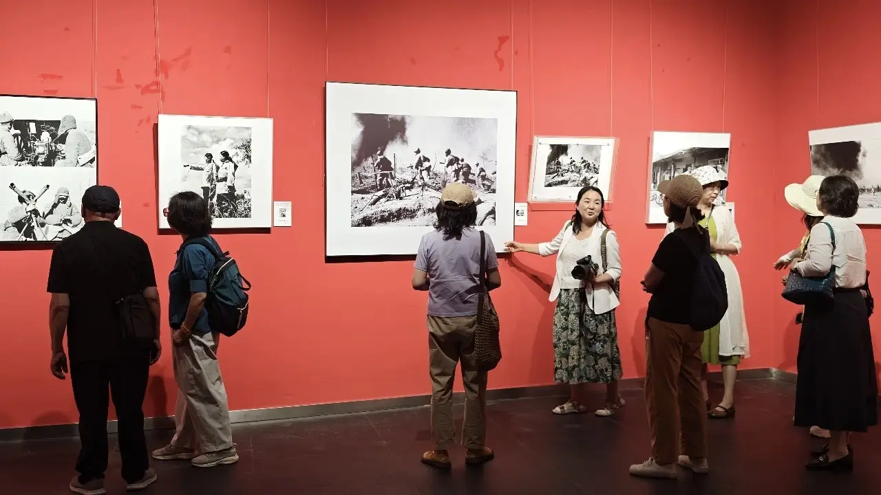 原創“光輝歷程”吉林省書法攝影主題作品展在長春開展