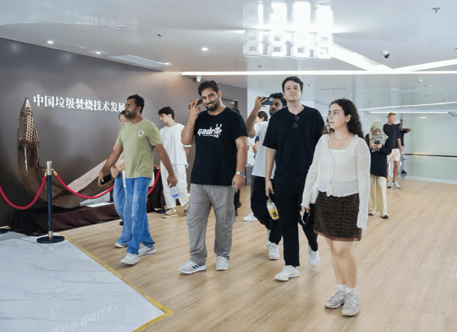 深圳大學留學生走進寶安能源生態園 探訪垃圾“重生之旅”