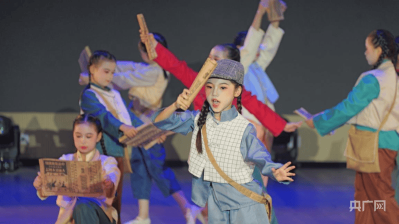 舞韻飛揚 青春綻放 三明市舉行中小學生舞蹈展演