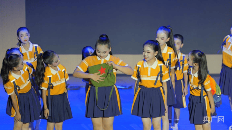 舞韻飛揚 青春綻放 三明市舉行中小學生舞蹈展演
