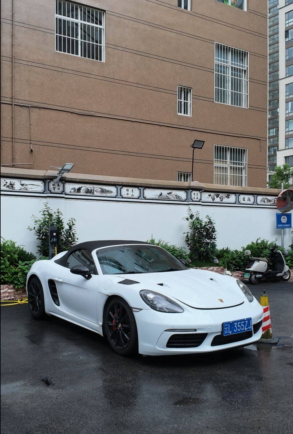 大理通報“百元豪車租賃亂象”：涉事車行被立案調查，啟動汽車租賃行業專項整治行動