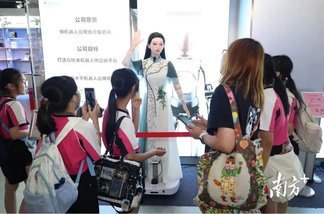 2026莞臺港澳青少年科技教育交流活動舉行，260多名師生參與