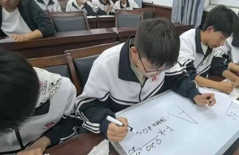 庫倫旗第二中學2026年招生簡章