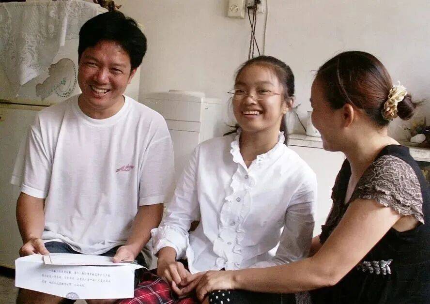 高中時期的王虹是什麼樣的？母校桂林中學教師回憶……