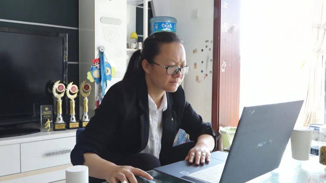 痛心！這名小學教師李尚忠為救落水群眾犧牲