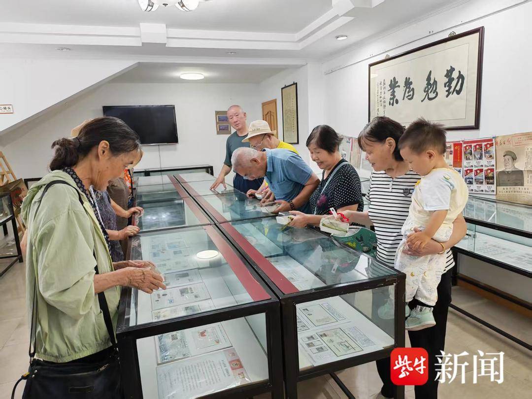 社羣舉辦八一主題收藏展