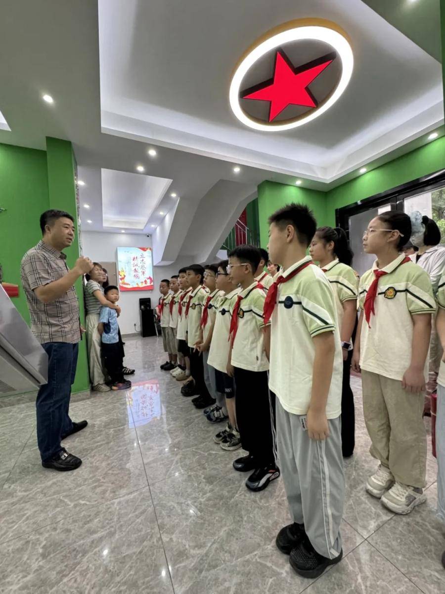 合肥市杏林小學：童心繫國防 共築強軍夢