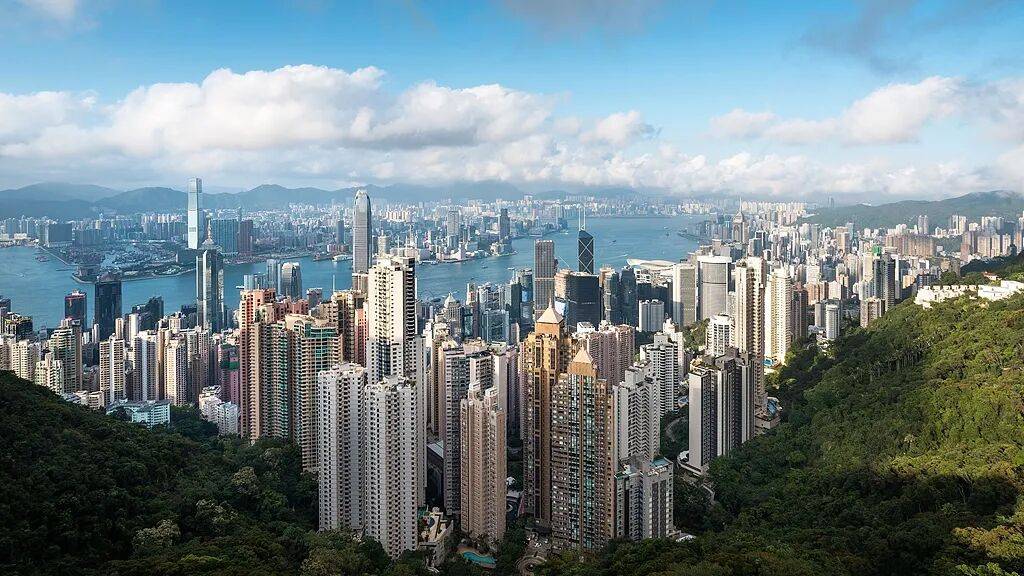 全球“搶娃”捲到小學：香港組團赴東南亞搶生源，低齡留學變局正在發生