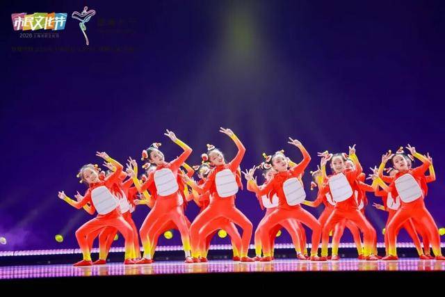喜報｜“夢想舞蹈團”誕生！崇明8支舞蹈隊全部躋身“百強”