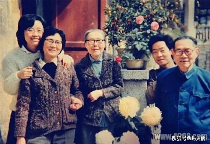 原創老照片：張愛玲姑姑等了52年的愛情，極具傳奇色彩且充滿現代女性獨立精神的一段佳話