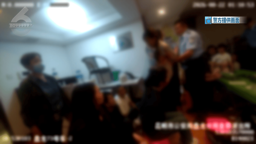 昆明警方凌晨突襲一公寓，破門後驚呆：滿屋人，還有快80歲的大爺